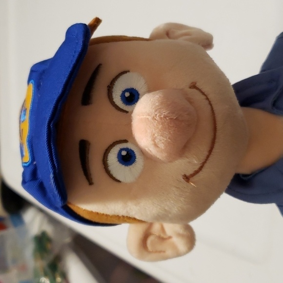 DISNEY Store Wreck-It Ralph 2: Ralph Breaks the Internet Fix-It Felix Exclusive - Picture 2 of 6